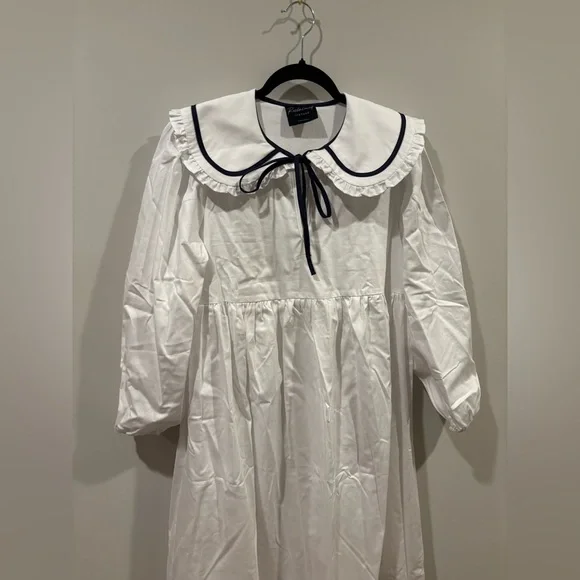 ASOS White Long Sleeve Gown with Bishop Sleeves - Picture 5 of 10